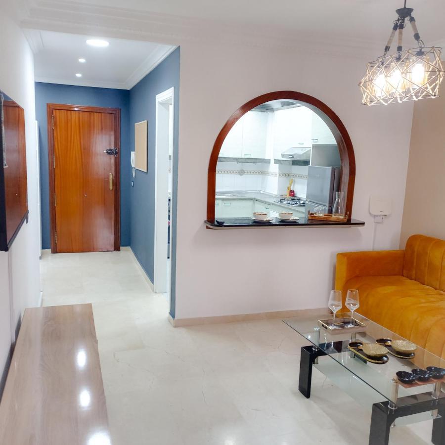 Nouveau Appartement Au Plein Centre-Ville En Face Hilton Tangier Exterior photo